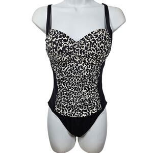 La Blanca Spot On Black and White Animal Print One Piece Swimsuit Size 6